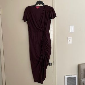 Women’s Pullover V-Neck dress by Betsey Johnson. size Large.